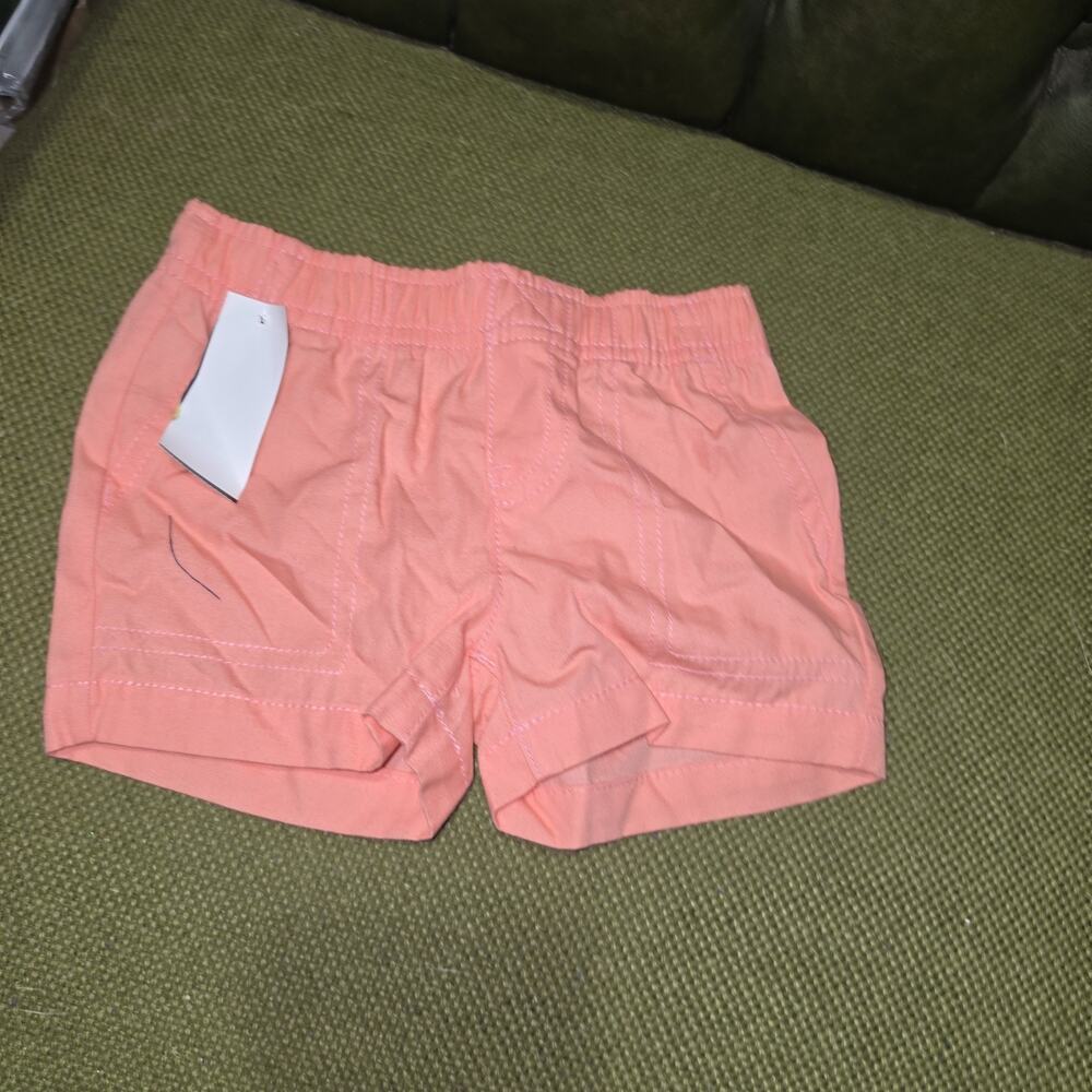 Carter's Size 6M Baby girl shorts peachy pink NWT